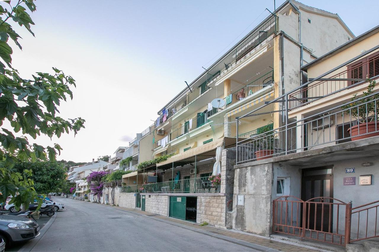 Apartment By The Sea Podgora Exterior photo
